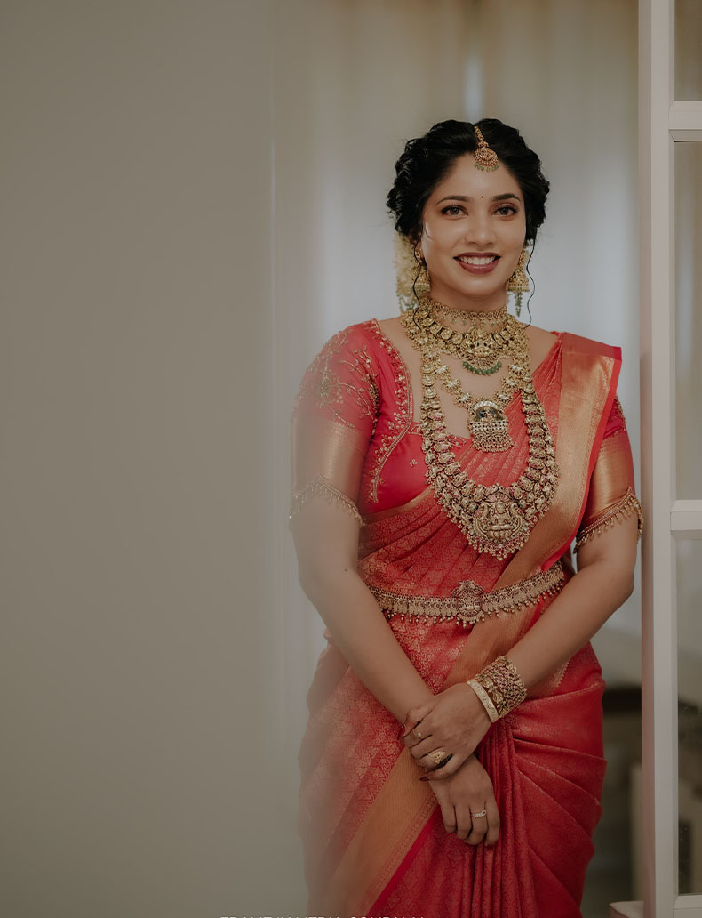 Bridal makeup by Keerthanakithu in Alappuzha for a stunning wedding look.